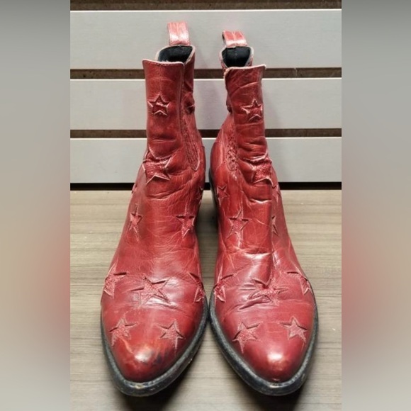 MEXICANA Shoes - MEXICANA Red Star-Embellished Leather Ankle Boots.  Size 40 (9-9.5W)